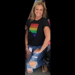 Meet your Posher, Tiffany